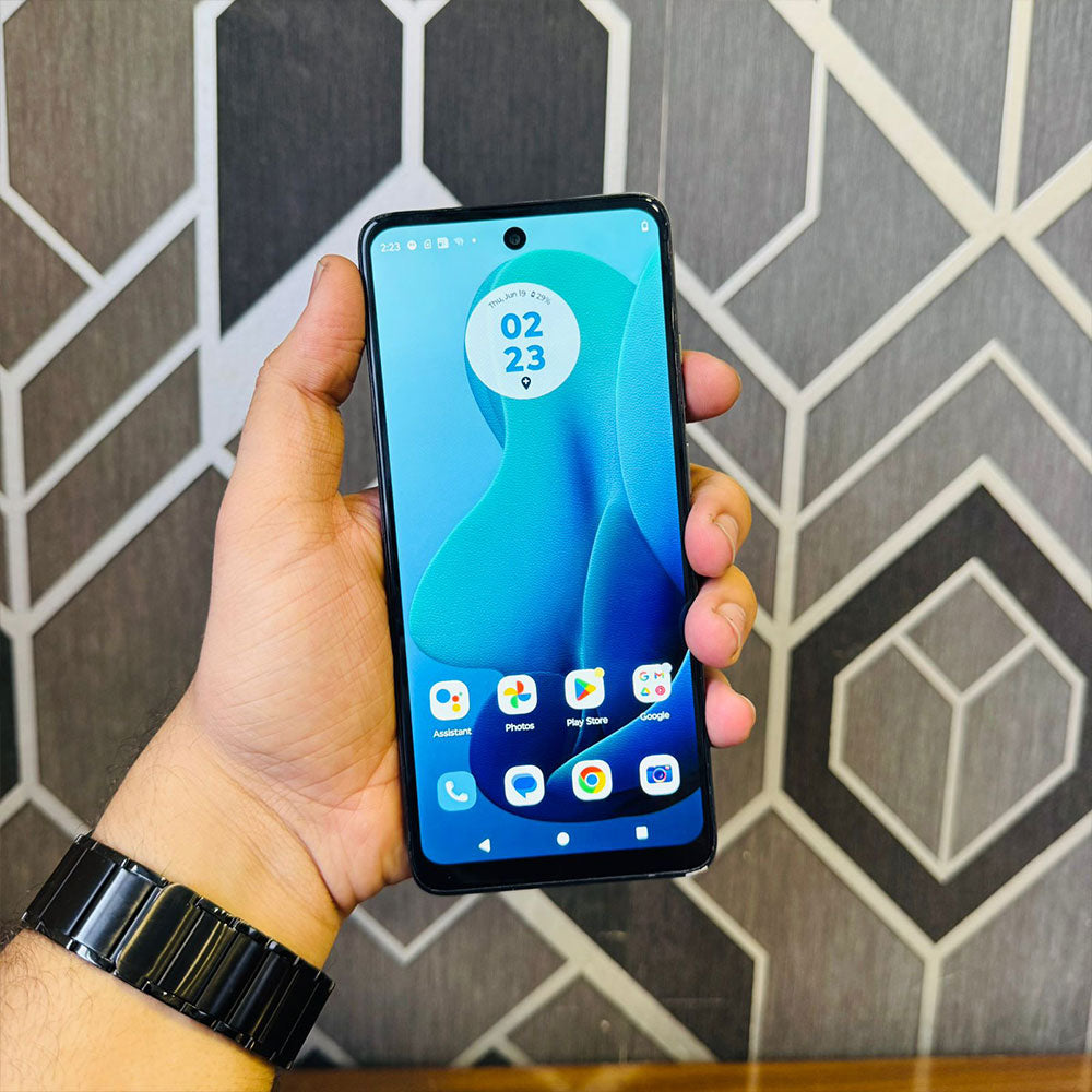 Motorola | Moto G 5G 2024 | 128GB Storage | 4GB RAM | Snapdragon 4 Gen 1 | 5000mAh Battery | 6.6″ IPS LCD Display | Non PTA Approved (SIM Lock) | Mobile Phone